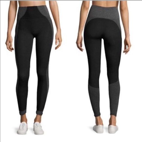 SPANX Pants - Spanx Curved Lines Seamless Leggings